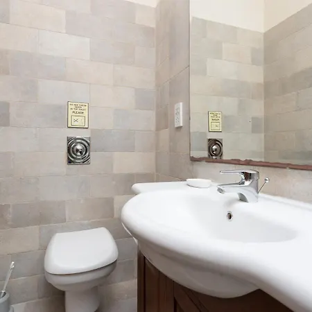 فيلة Erato Nea Dimmata