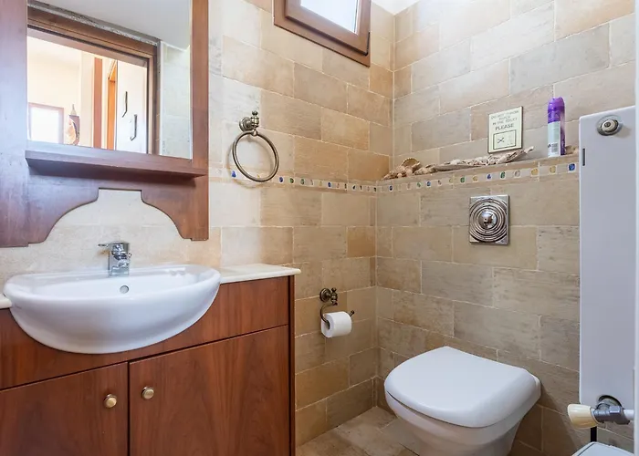 Erato Villa Nea Dimmata